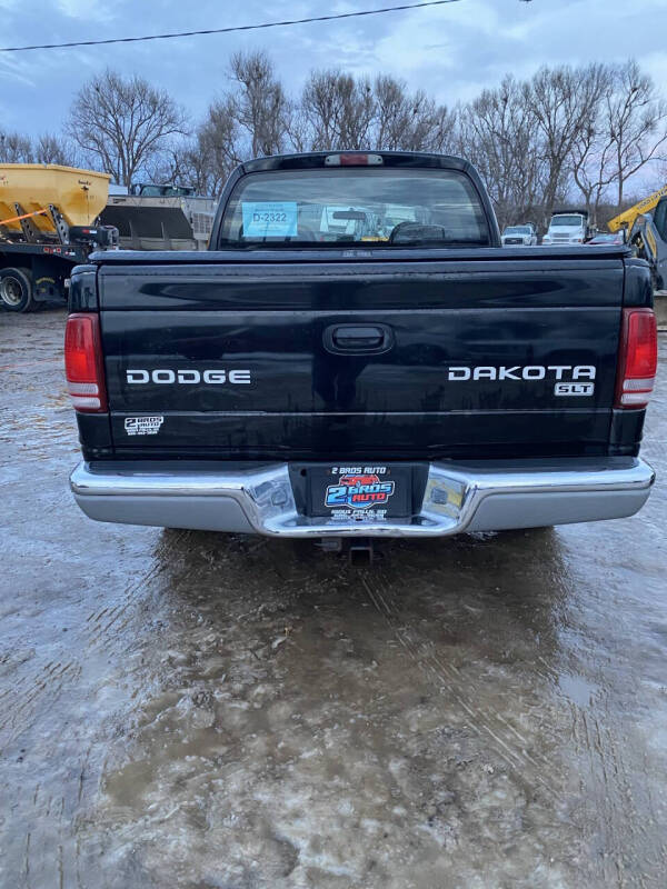 2004 Dodge Dakota SLT