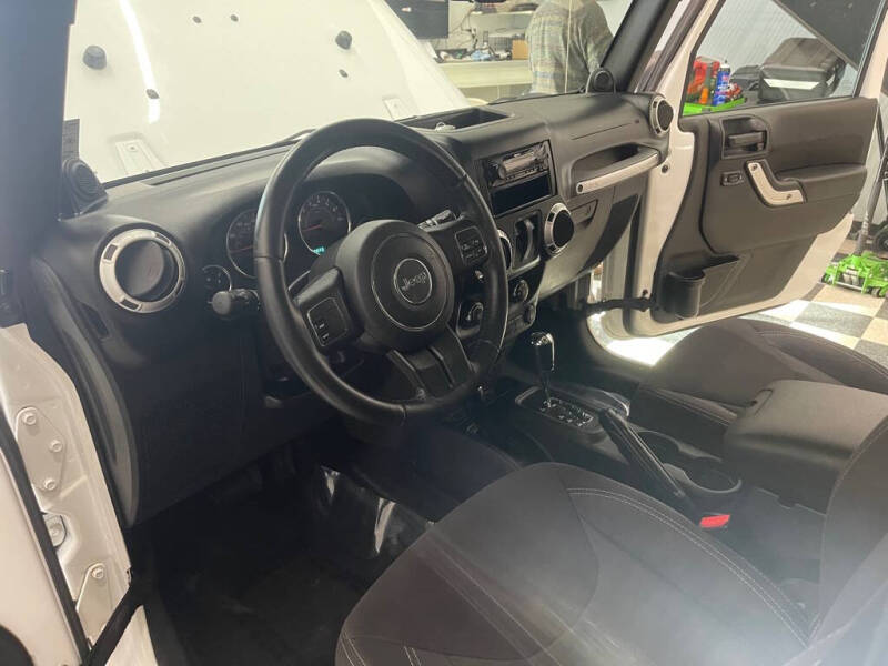 2013 Jeep Wrangler Sahara