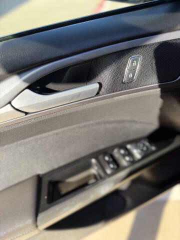 2013 Ford Fusion Hybrid SE