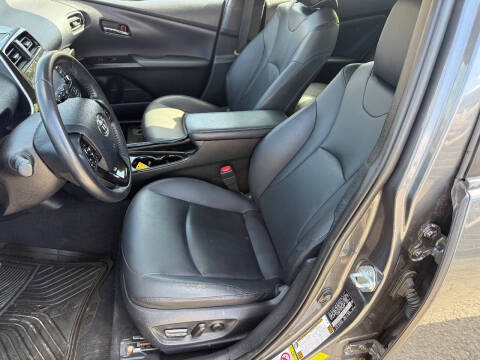 2021 Toyota Prius XLE