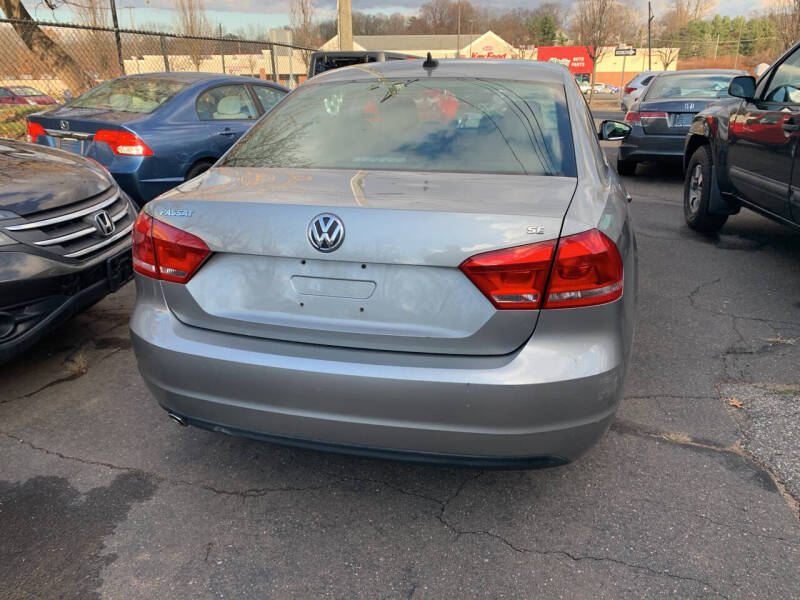 2012 Volkswagen Passat SE PZEV