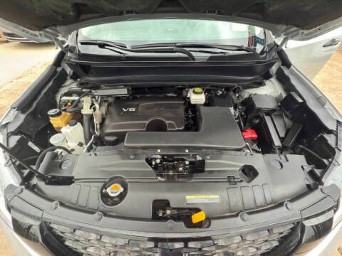 2020 Nissan Pathfinder SL