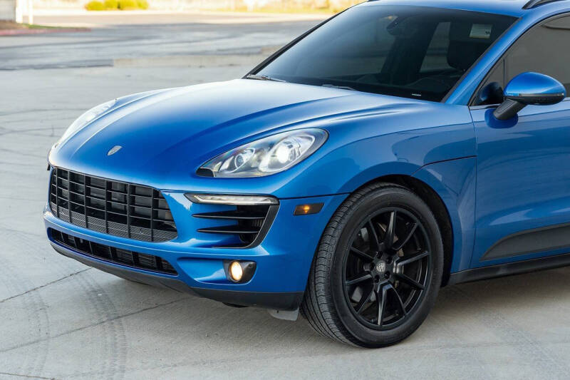 2016 Porsche Macan S