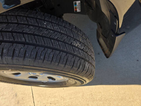 2025 Nissan Frontier S