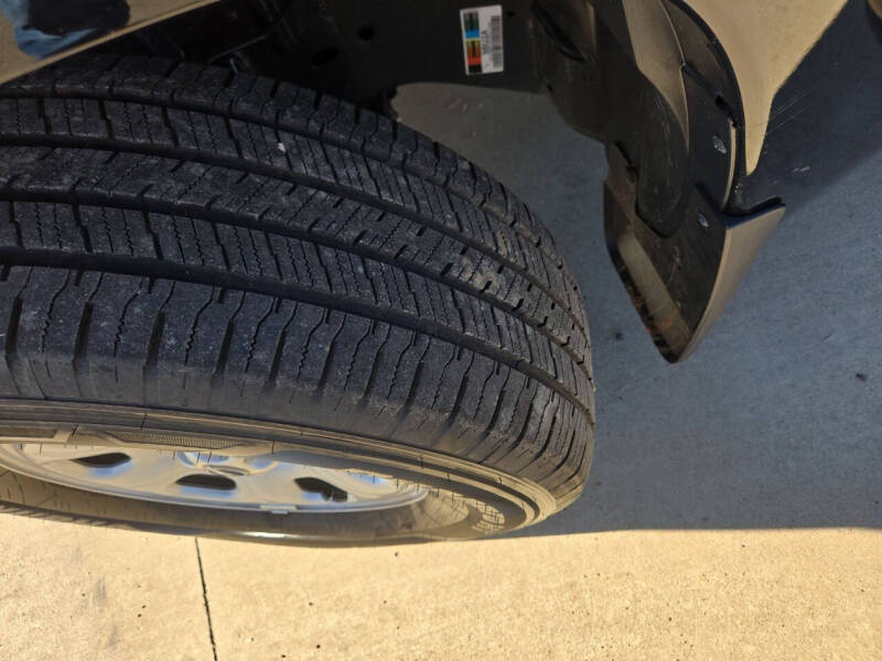 2025 Nissan Frontier S