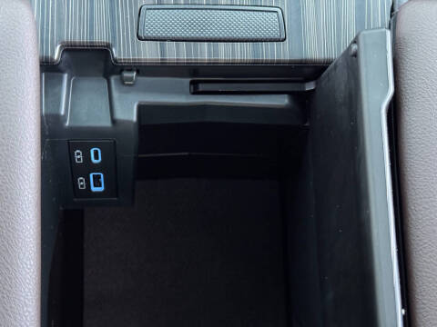 2024 Toyota Sienna Platinum 7-Passenger