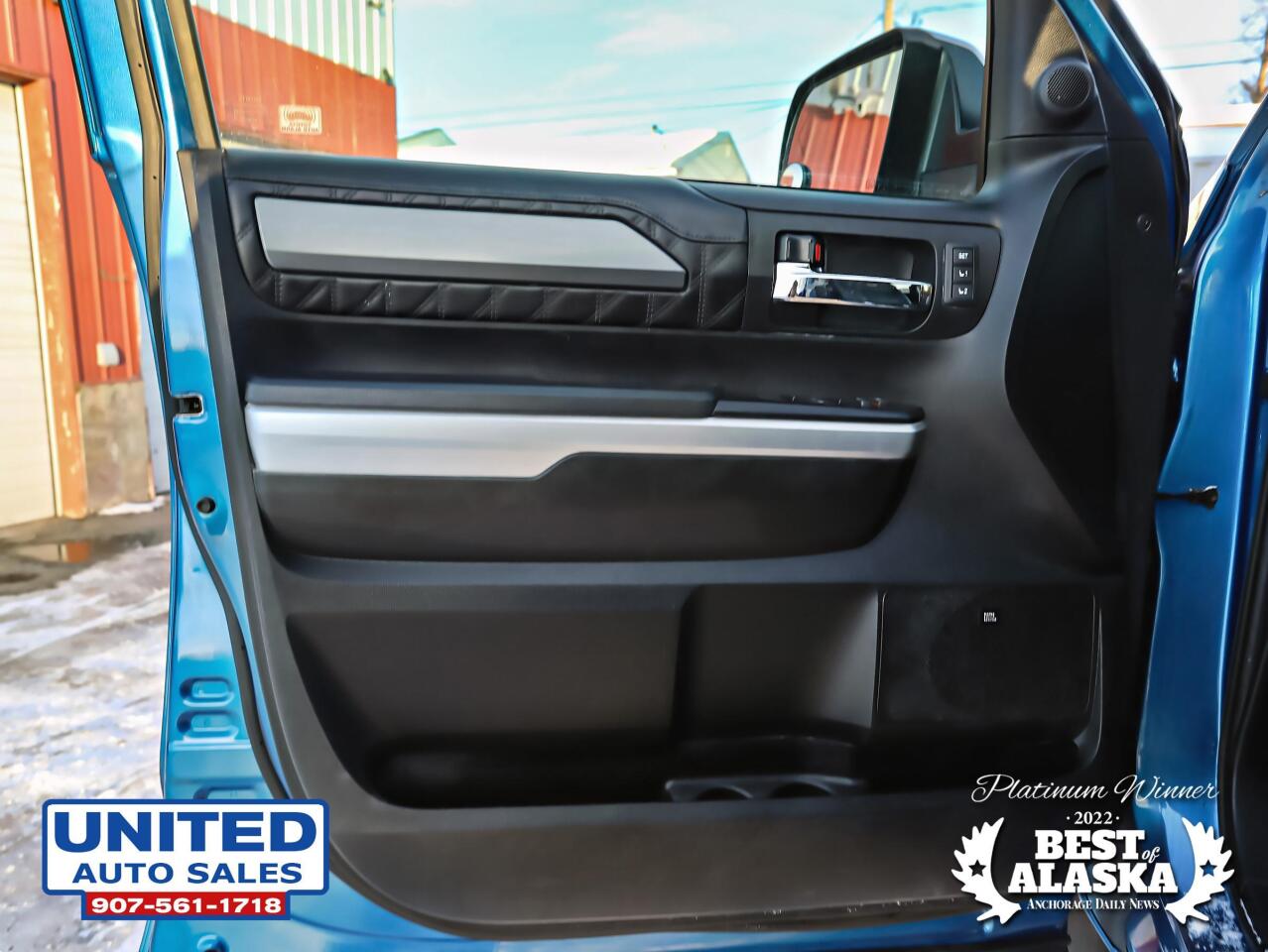 2017 Toyota Tundra Platinum 4x4 4dr CrewMax Cab Pickup SB (5.7L V8) 27
