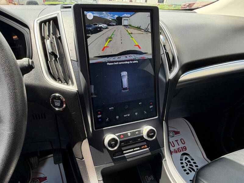 2022 Ford Edge SEL