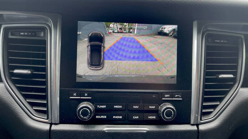 2017 Porsche Macan S