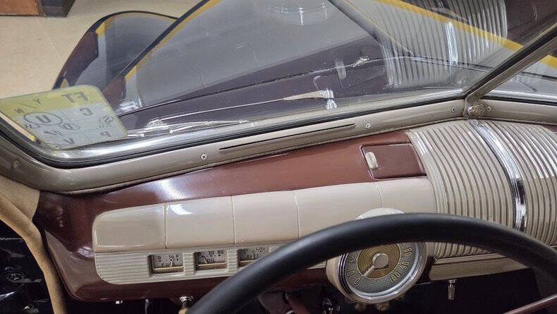 1947 Ford Deluxe