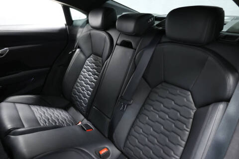 2022 Audi RS e-tron GT quattro