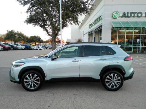 2025 Toyota Corolla Cross XLE