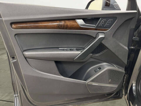 2018 Audi Q5 2.0T quattro Premium Plus