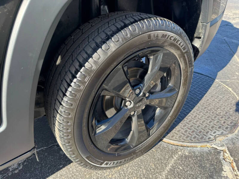 2020 Jeep Cherokee Altitude