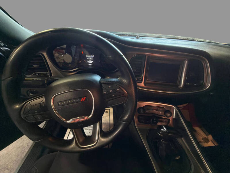 2021 Dodge Challenger SXT