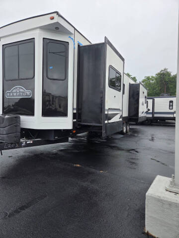 2020 Keystone RV HAMPTON