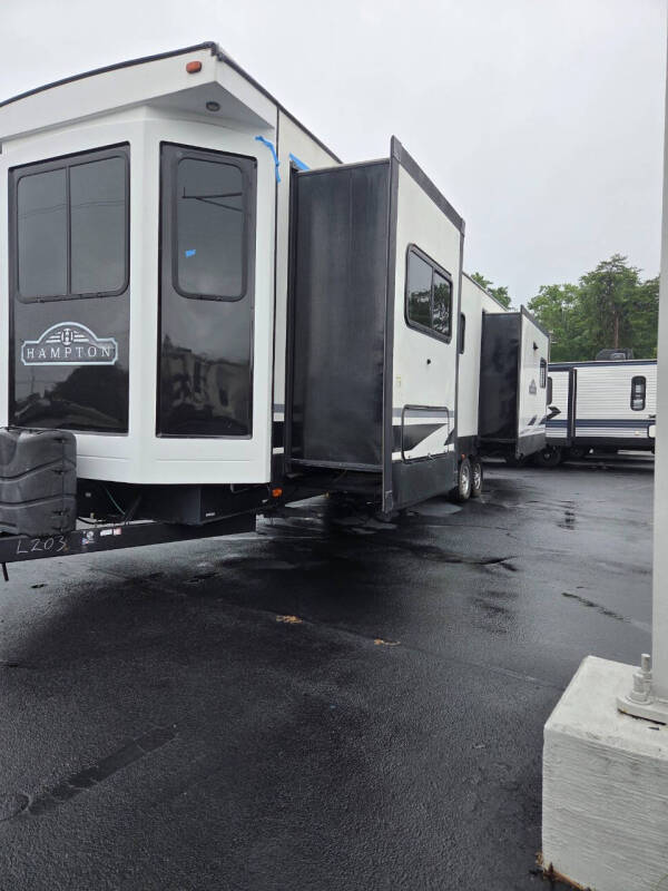 2020 Keystone RV HAMPTON