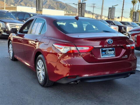 2020 Toyota Camry Hybrid LE