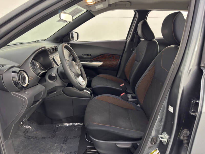 2018 Nissan Kicks SR