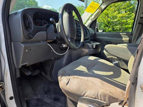 2006 Ford E-Series E-250