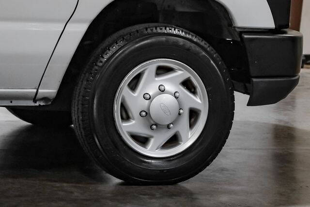 2011 Ford E-Series E-150