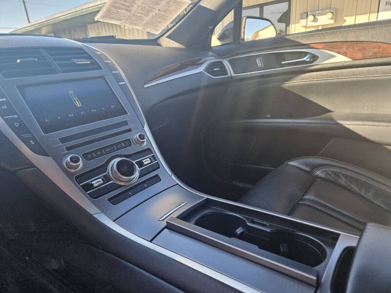 2018 Lincoln MKZ Select