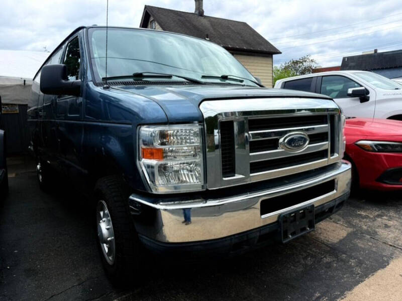 2014 Ford E-Series E-350 SD