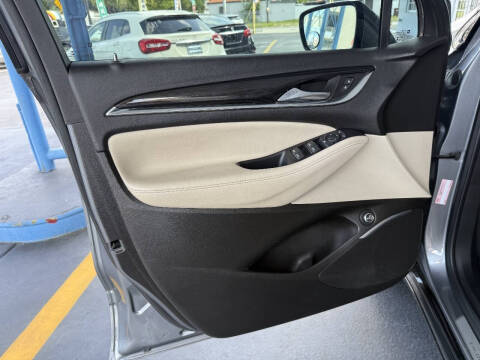2021 Buick Enclave Essence