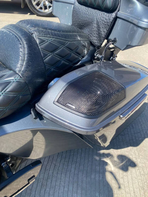 2021 Harley-Davidson Street Glide Special