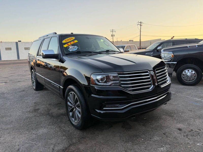 2016 Lincoln Navigator Select photo 51