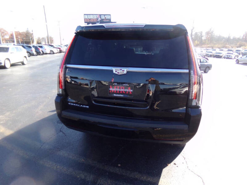 2019 Cadillac Escalade ESV Luxury