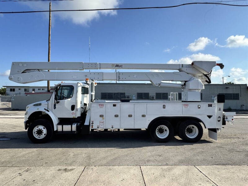 2017 Freightliner M2 106