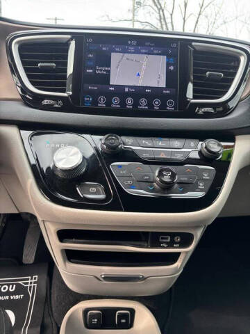 2019 Chrysler Pacifica Touring L