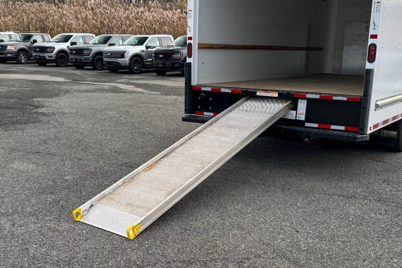 2024 Ford E-Series E-350 SD