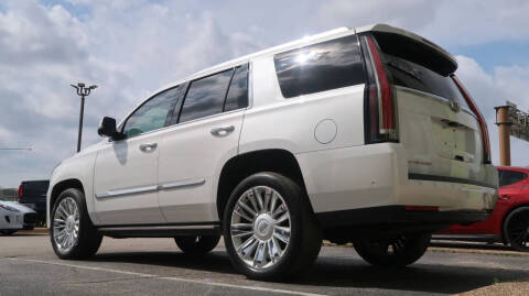 2017 Cadillac Escalade Platinum