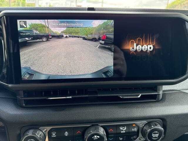 2025 Jeep Gladiator Willys