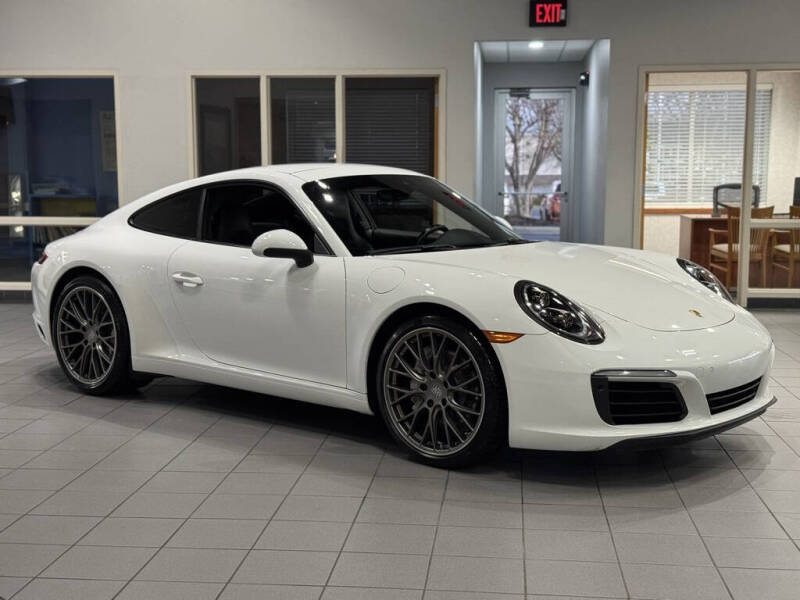 2019 Porsche 911 Carrera
