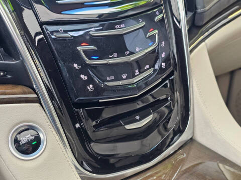 2018 Cadillac Escalade ESV Premium Luxury