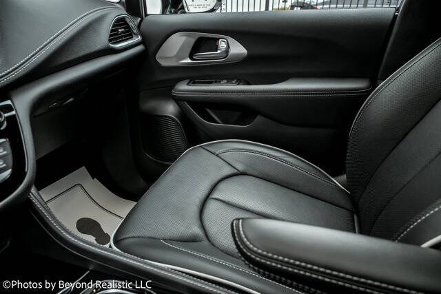 2024 Chrysler Pacifica Limited