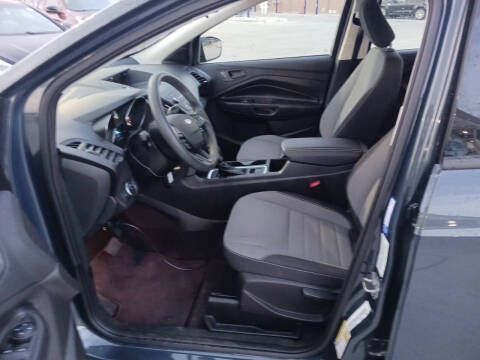 2019 Ford Escape S