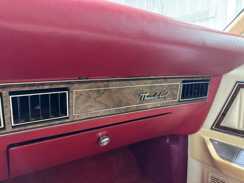 1978 Ford Thunderbird