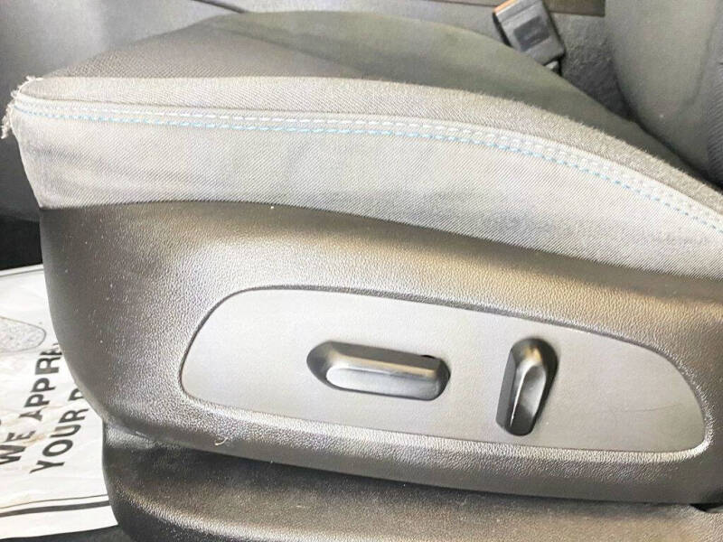 2016 Chevrolet Cruze LT Auto