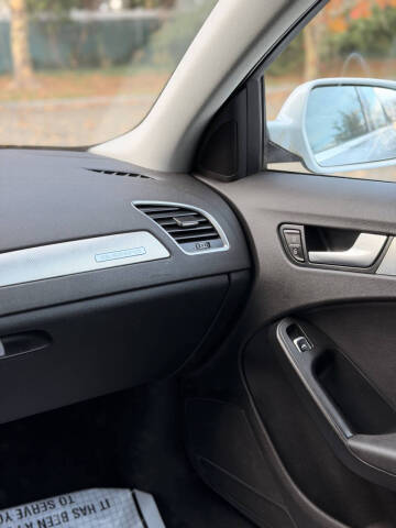 2016 Audi A4 2.0T quattro Premium