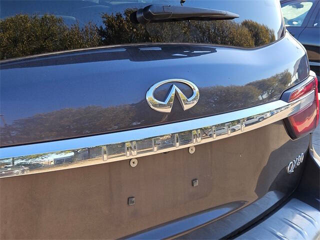 2023 Infiniti QX80 Luxe