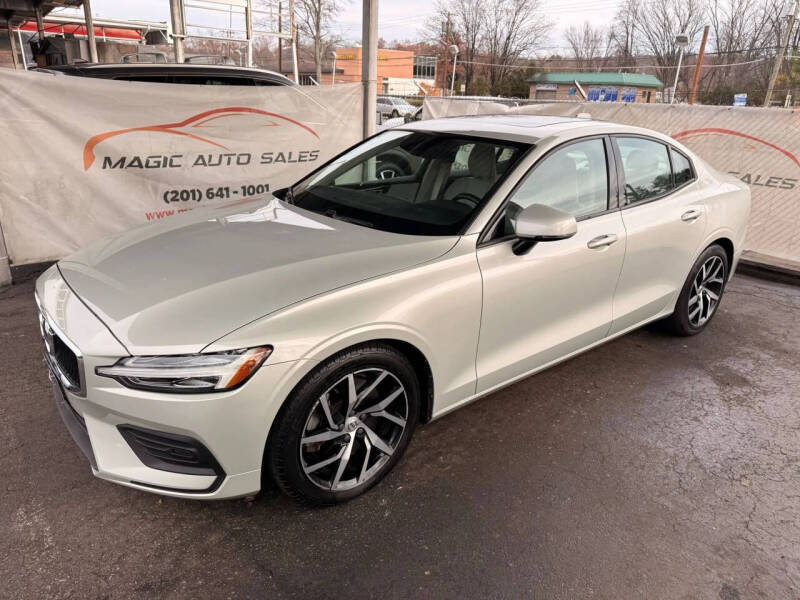 2019 Volvo S60 T6 Momentum