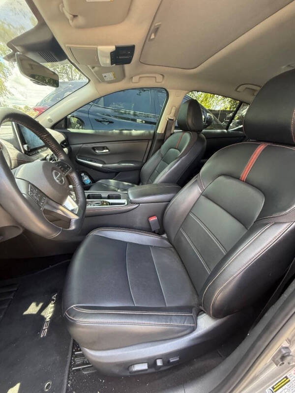 2022 Nissan Sentra SR