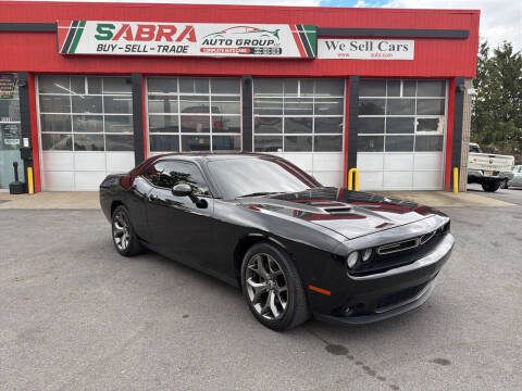 2017 Dodge Challenger SXT Plus