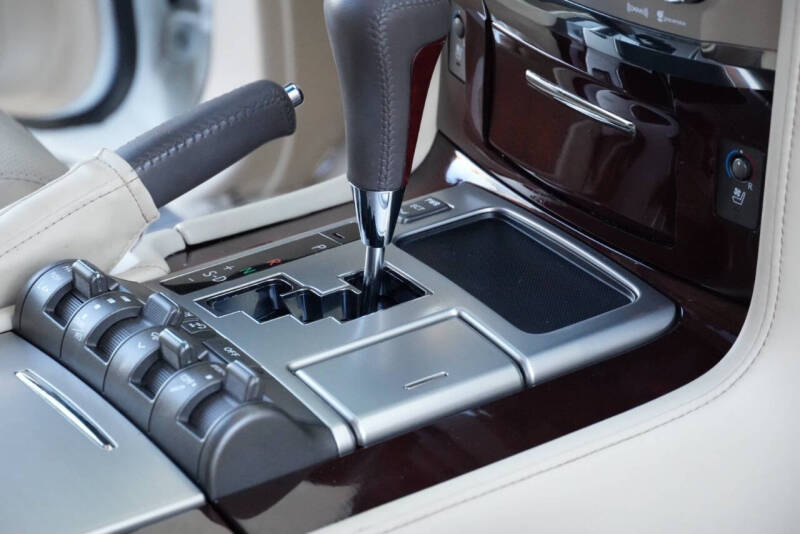 2013 Lexus LX 570