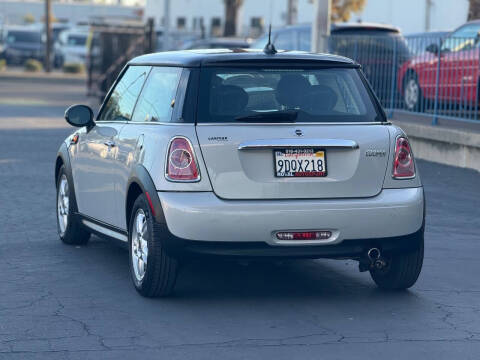 2012 MINI Cooper Hardtop