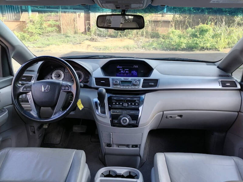 2013 Honda Odyssey EX-L - Photo 28